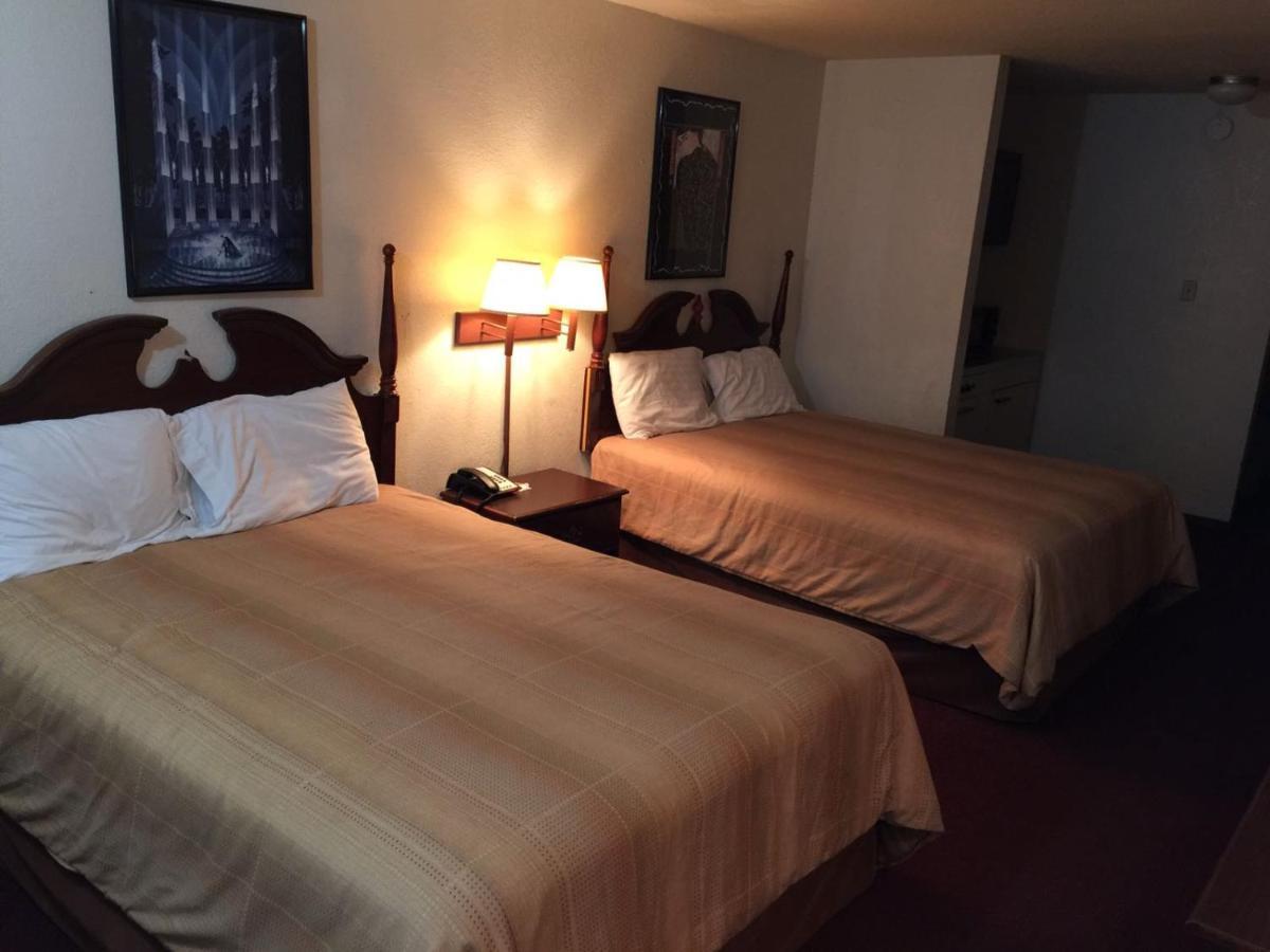 Meridian Inn Oklahoma City Airport エクステリア 写真