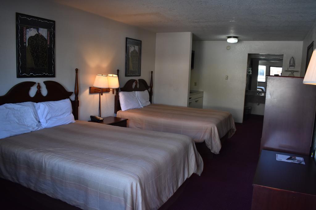 Meridian Inn Oklahoma City Airport エクステリア 写真